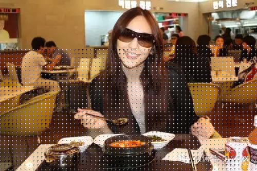 明星旅行糗事一籮筐 總有一個萌到你！