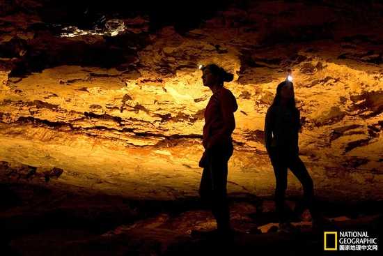 風(fēng)洞國(guó)家公園，南達(dá)科他州攝影：Phil Schermeister，國(guó)家地理創(chuàng)意版