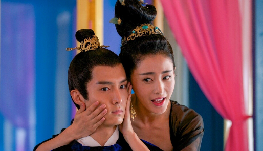 張?zhí)鞇酆褪⒁粋惐还緩娦胁餋P 張?zhí)鞇酆褪⒁粋惐还緩娦胁餋P