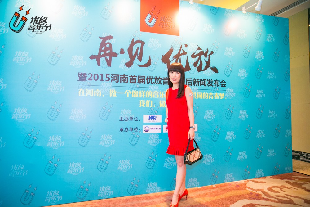 美女主播佳音！