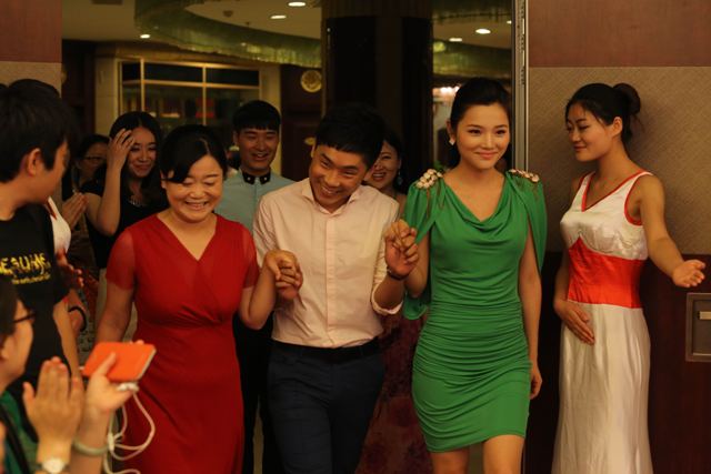 文靜、丁磊、葉子