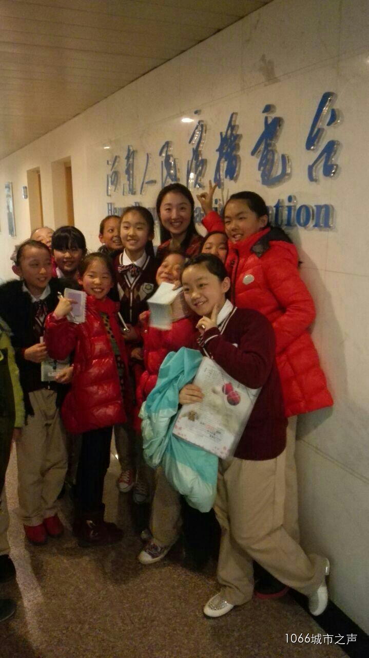 等長大了，我們也會(huì)和“卷卷貓”姐姐一樣美！