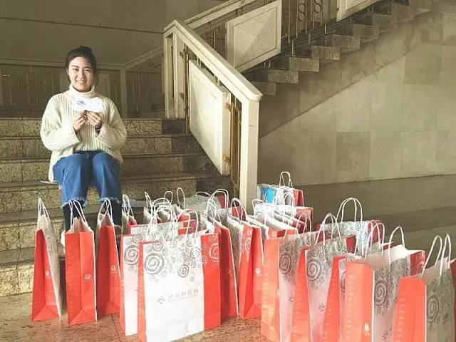 每一位到現(xiàn)場的小伙伴都獲得了我們精心準備的小禮品哦！