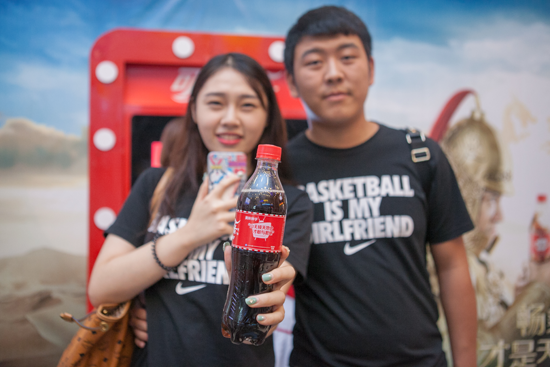 消費(fèi)者互動(dòng)照片