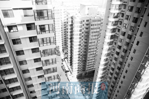 今年鄭州在商品房小區(qū)、經(jīng)適房小區(qū)內(nèi)配建的公租房，將面向社會(huì)輪候供應(yīng) 楊東華/攝