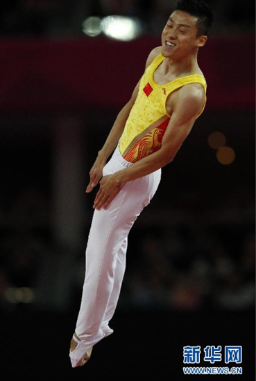 男子蹦床董棟如愿問鼎 俄羅斯摘銀陸春龍第三 男子蹦床董棟如愿問鼎 俄羅斯摘銀陸春龍第三