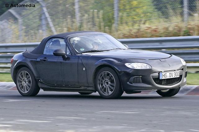 之前曝光的全新一代馬自達(dá)測試諜照 之前曝光的全新一代馬自達(dá)測試諜照