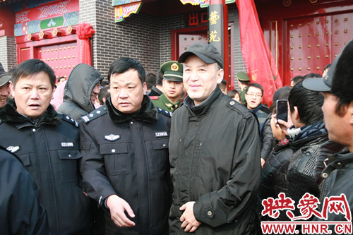 郭達(dá)現(xiàn)身馬街書會(huì)現(xiàn)場(chǎng)。