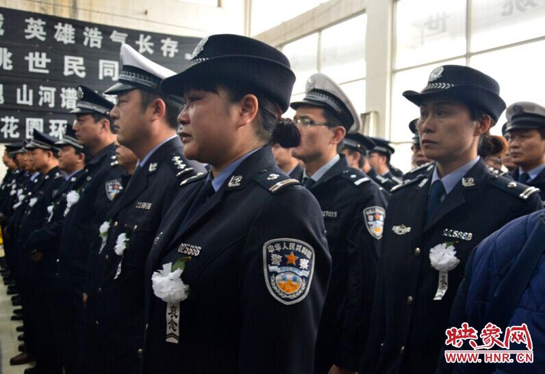 送別儀式上，姚世民的不少同志忍不住流下了眼淚