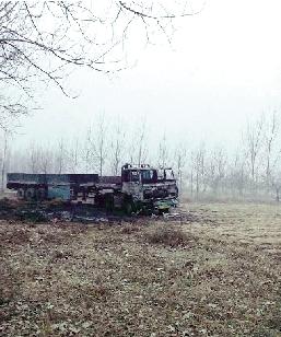 鋼材被偷，貨車被燒
