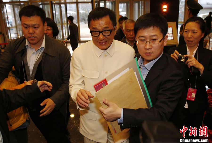 明星委員上兩會(huì)