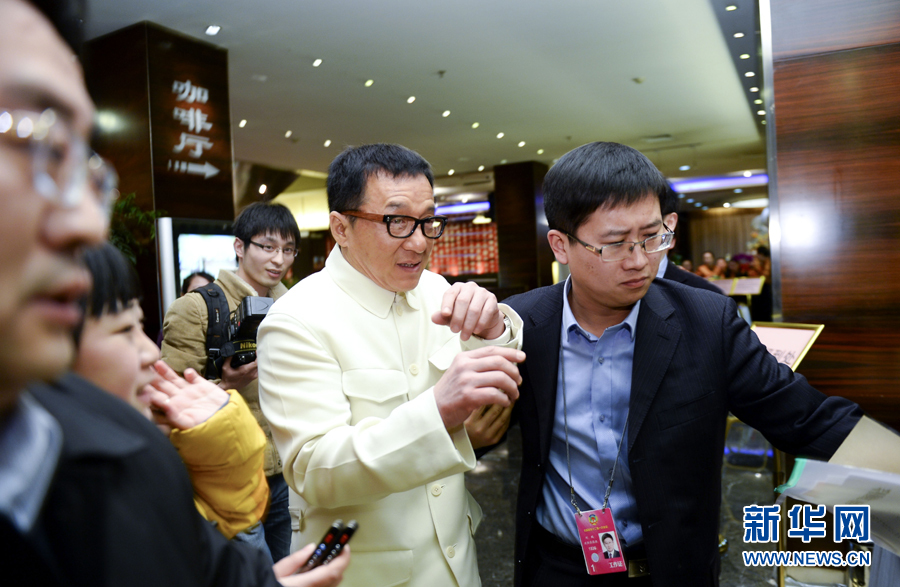 明星委員上兩會(huì)