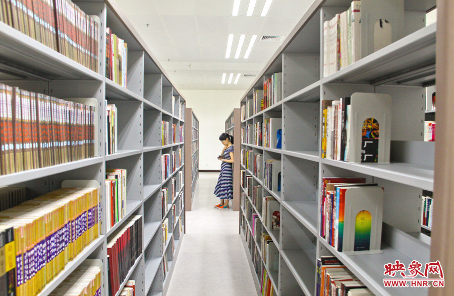 或站或坐，這里是獲取知識的好地方