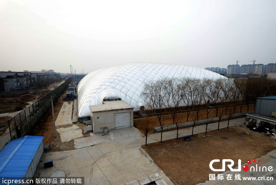 北京一國際學校耗資5百萬美元建“防霾帳篷” 北京一國際學校耗資5百萬美元建“防霾帳篷”