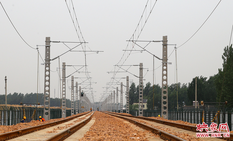 上午11點(diǎn)左右，移軌完成