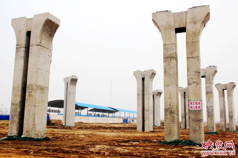 今年9月份，媒體曾報道稱，此項目停工的原因主要是資金鏈斷裂。