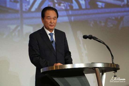 2013年11月5日，第四屆全球網(wǎng)絡(luò)空間合作峰會(huì)在美國斯坦福大學(xué)舉行，中國國務(wù)院新聞辦公室主任蔡名照