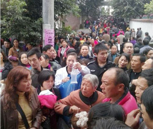 事故現(xiàn)場(chǎng)圖片。