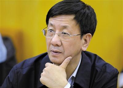 昨日，最高檢檢察長曹建明在遼寧團參加“兩高”報告分組審議。記者 陳杰 攝