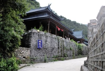 一處仿古“娛樂(lè)廳”位于山莊深處。