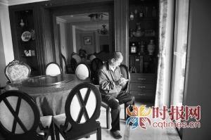 19歲小伙入室盜竊被抓 房主贈其衣物稱已原諒 19歲小伙入室盜竊被抓 房主贈其衣物稱已原諒