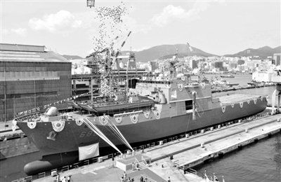 9月11日，韓國釜山，韓國海軍新一代登陸艦“天王峰”號舉行了下水儀式。