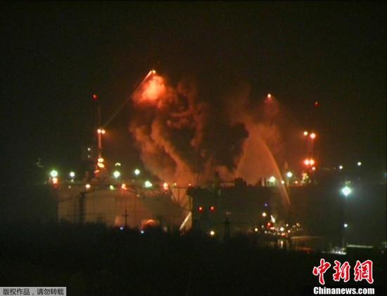 資料圖：2011年12月29日晚間，俄羅斯摩爾曼斯克州一艘名為“葉卡捷琳堡”號的核潛艇起火。
