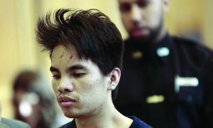 一位名叫陳明東（音）的中國(guó)移民在美國(guó)紐約謀殺5名親戚，罪名成立，被判處至少125年監(jiān)禁。