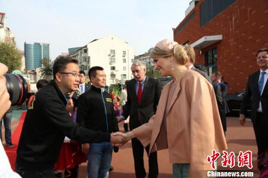 荷蘭王國(guó)國(guó)王威廉-亞歷山大于10月25日至29日對(duì)中國(guó)進(jìn)行國(guó)事訪問。