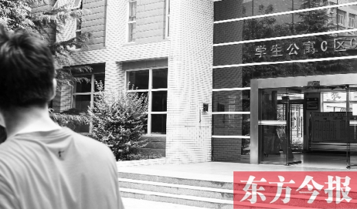高校大學(xué)生當(dāng)“床東”出租宿舍床位 學(xué)校:發(fā)現(xiàn)將嚴(yán)查 高校大學(xué)生當(dāng)“床東”出租宿舍床位 學(xué)校:發(fā)現(xiàn)將嚴(yán)查