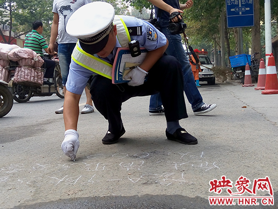 對聯(lián)系不上的車主留下交巡警電話 對聯(lián)系不上的車主留下交巡警電話