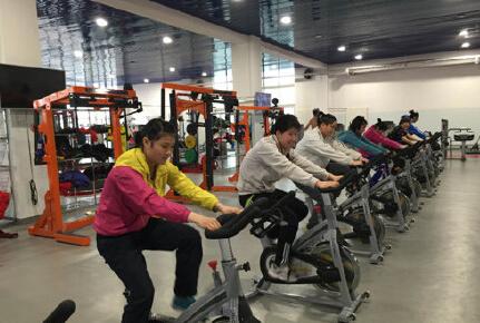 奧運冠軍除夕依舊訓練忙 春節(jié)期間只放一天半假 奧運冠軍除夕依舊訓練忙 春節(jié)期間只放一天半假