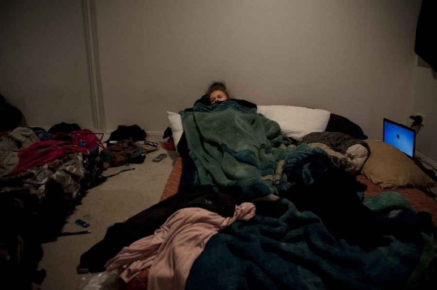 年輕單親媽媽的艱難生活 年輕單親媽媽的艱難生活