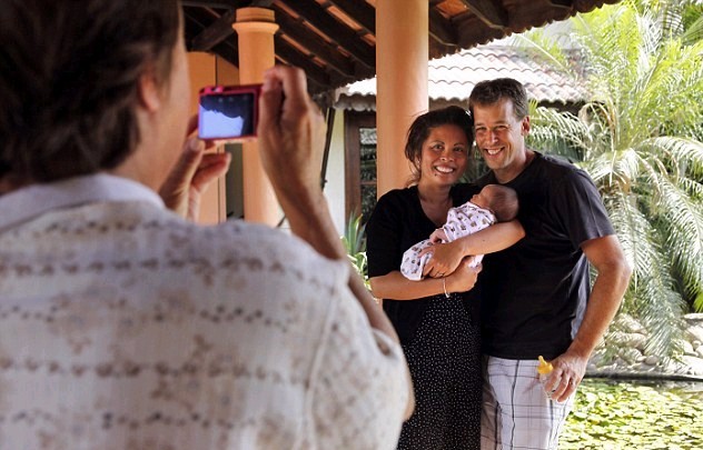 美國夫婦在印度的生子夢(mèng)