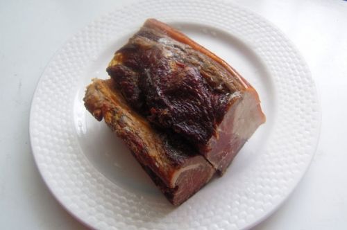 出國(guó)旅游海關(guān)檢查有講究 啥能帶啥不能帶？