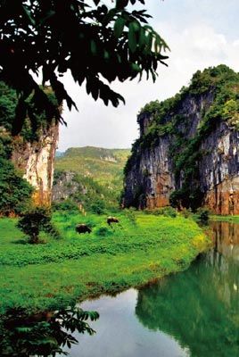 　　中國人對園林的喜愛更多是根源于一種隱逸遁世的情懷。　