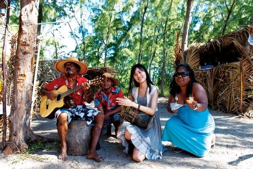 　　以打擊樂(lè)器為主