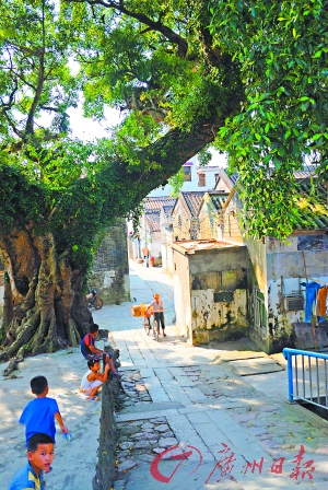 古鶴村的村落風(fēng)貌保存完好,猶如一處“世外桃源 ”。