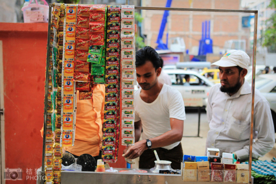 緬甸，繽紛的街邊平民小吃