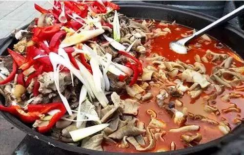 新疆奇葩”黑暗料理“ 你吃過嘛？