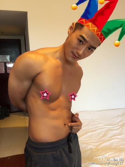 不造哪里不對，反正看起來怪怪的！