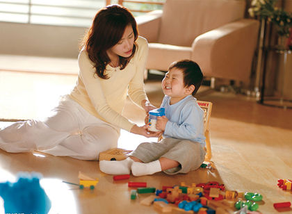 你是孩子的陪玩兒高手嗎？不同階段不同玩法