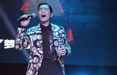 蕭敬騰被網(wǎng)友奉為“雨神”。