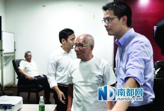 發(fā)布會(huì)現(xiàn)場(chǎng)，葉問(wèn)兒子葉準(zhǔn)中途離場(chǎng)。