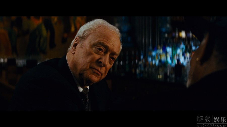 《驚天魔盜團》曝中文預(yù)告片