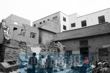 孫莊村清代古宅面臨拆遷。對(duì)拆遷者來說，也許它的名氣不值一提 記者 張郁/攝