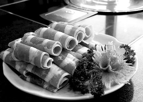 牛羊肉價(jià)格春節(jié)前直接“奔三”，市民感嘆吃牛羊肉是一種奢侈