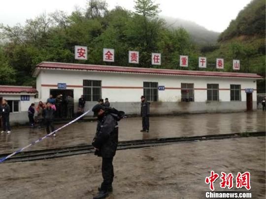 圖為事故救援現(xiàn)場。 禎東 攝