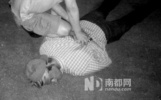 俄羅斯安全部門發(fā)布圖片顯示，美國(guó)駐俄使館工作人員福格爾被抓獲。