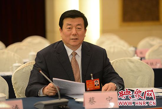 全國(guó)人大代表、河南省人民檢察院檢察長(zhǎng)蔡寧